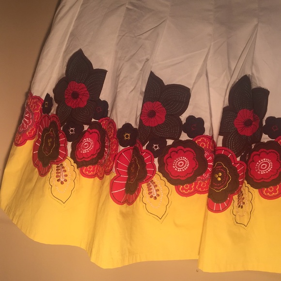 Skirt with appliqué flowers by Pura Vida - Picture 2 of 4